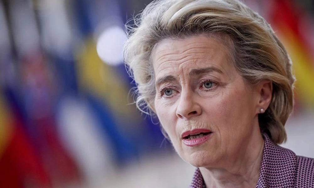 Φον Ντερ Λάιεν: Χρειαζόμαστε πειθαρχία για να επιβραδύνουμε την εξάπλωση του ιού